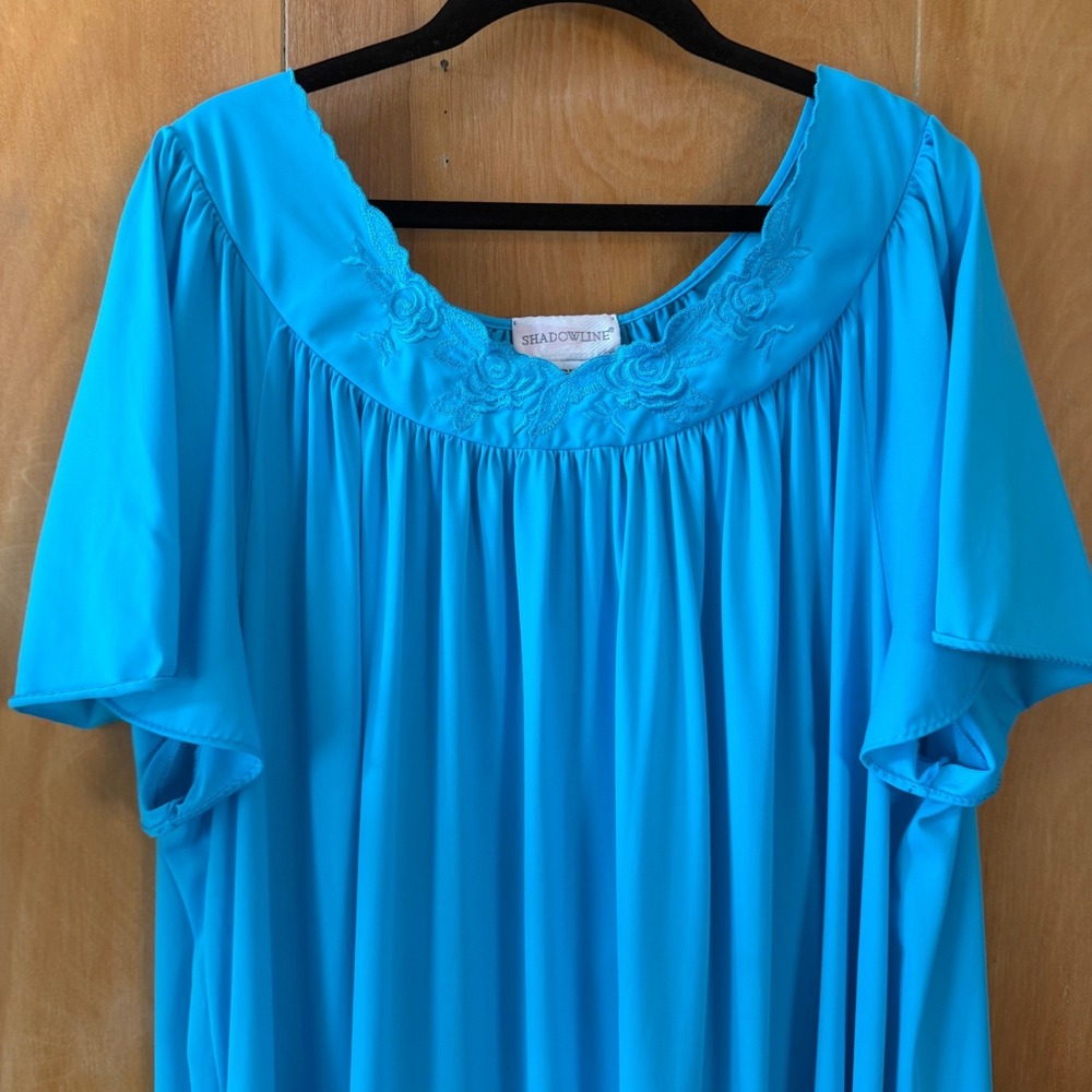 Shadowline Turquoise Blue Floral Embroidered Nylon Maxi Nightgown Womens 2X - Picture 5 of 7